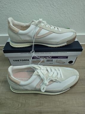 Tretorn Women's Sneakers in Cream & Blush